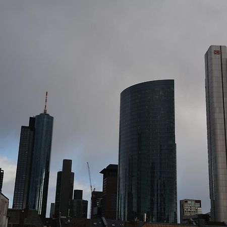 Mosel Hotel Frankfurt am Main Buitenkant foto